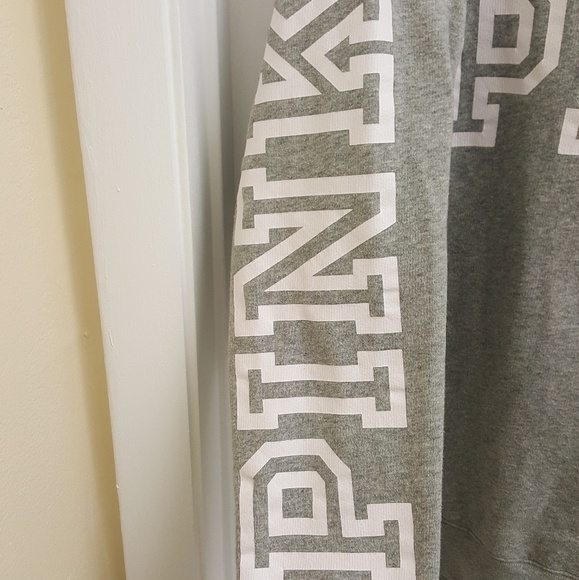 Worn twice VS PINK Super Warm sweater size large - Picture 4 of 5